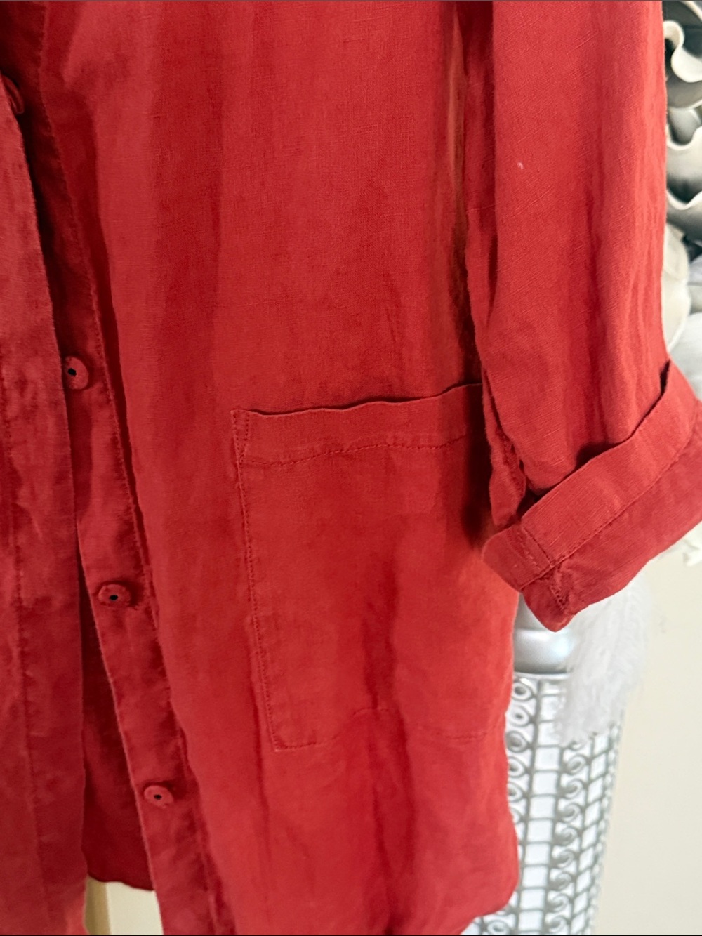 Tahari Red Button-Front Linen Tunic - Picture 2 of 3